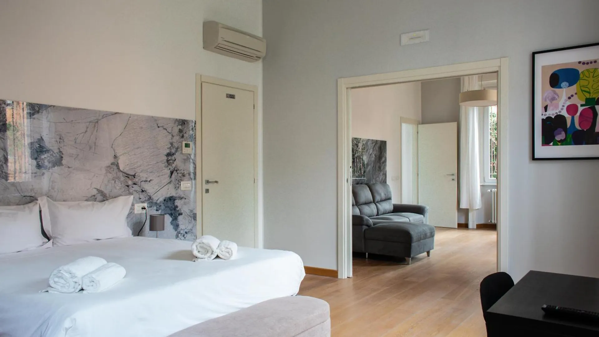 Rrrapido Holy Suites And Rooms - Via Sardegna Milan Italy