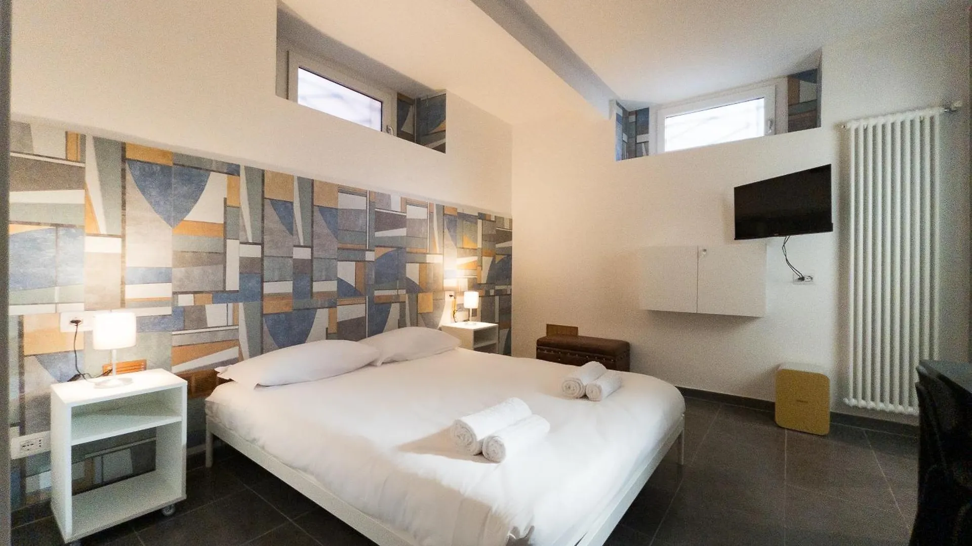 Rrrapido Holy Suites And Rooms - Via Sardegna Milan 0*,  Italy
