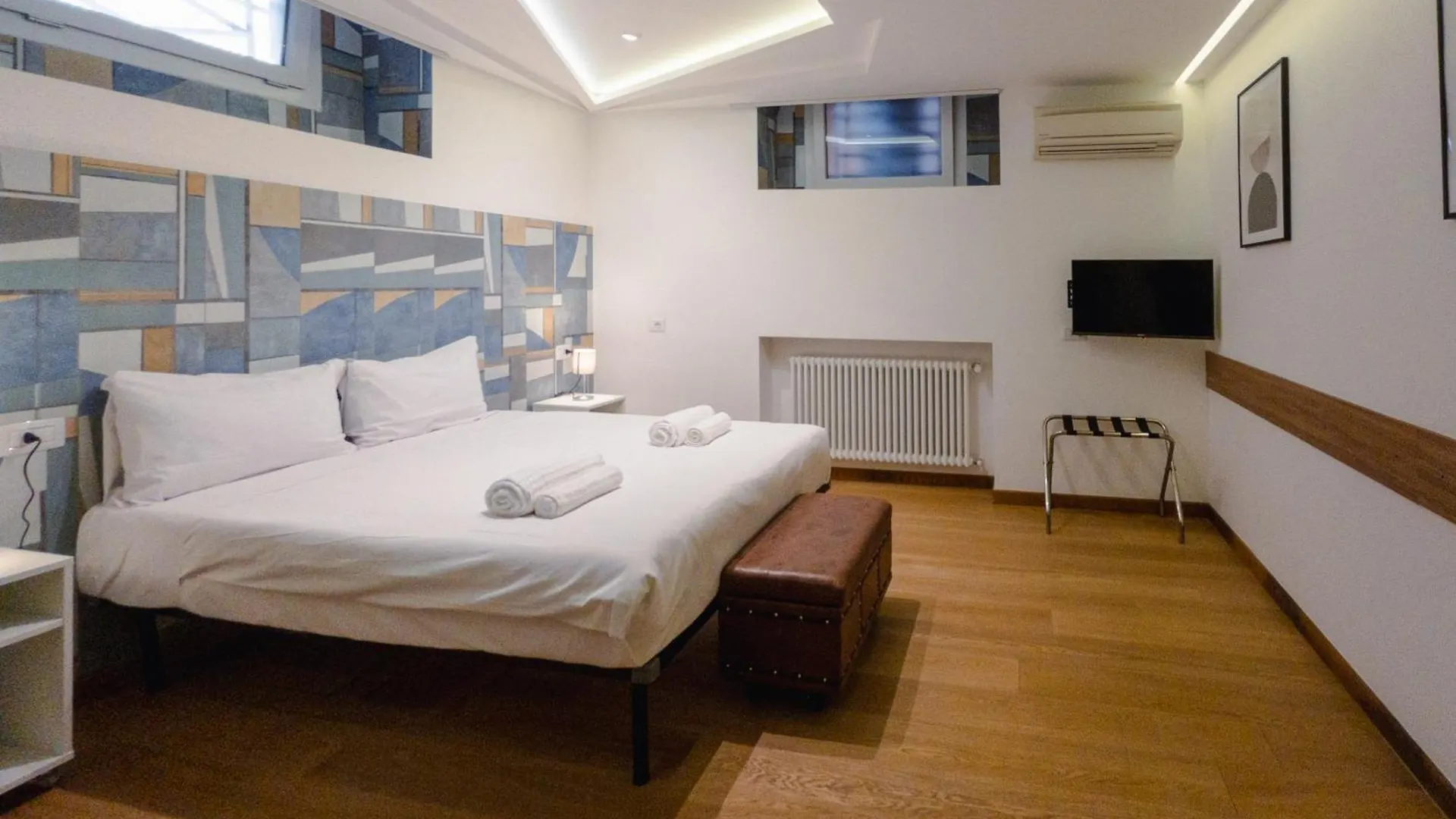 Rrrapido Holy Suites And Rooms - Via Sardegna Milan