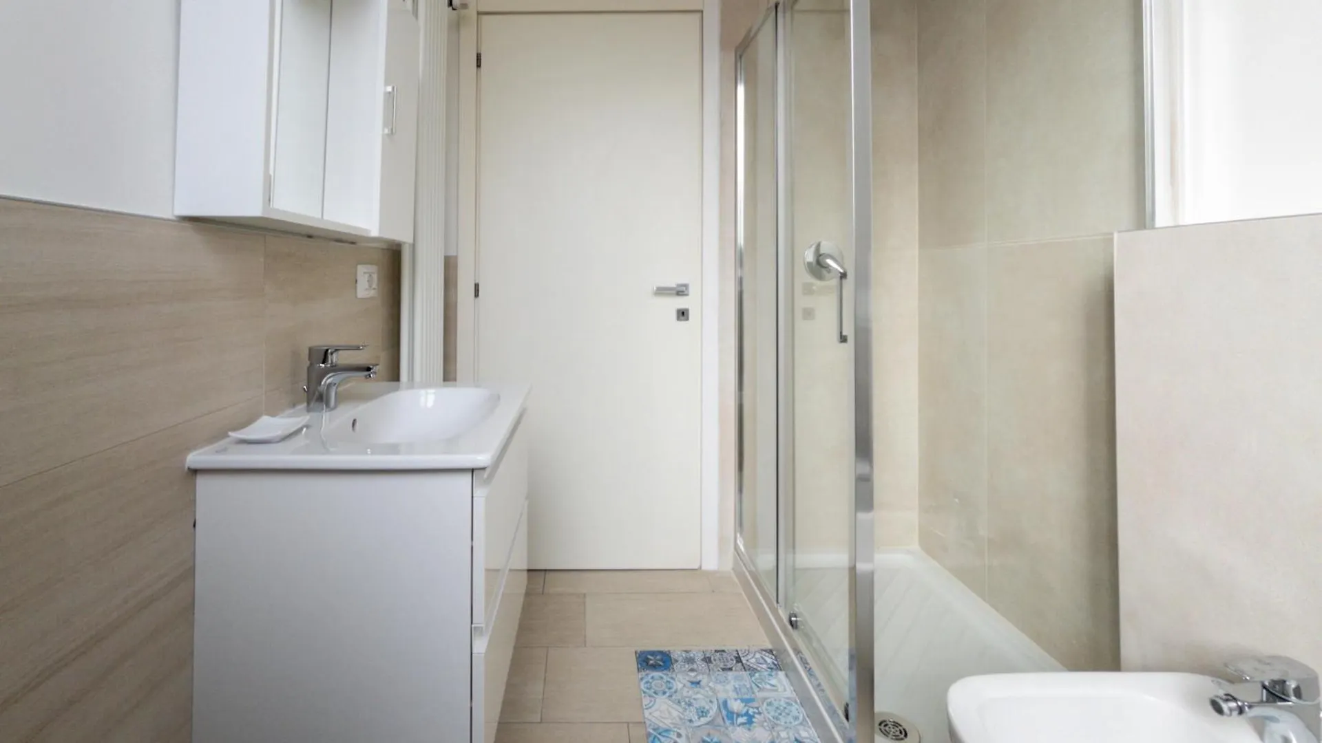 Guest house Rrrapido Holy Suites And Rooms - Via Sardegna Milan